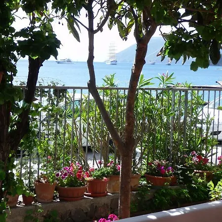 Konukevi Le Terrazze 3*